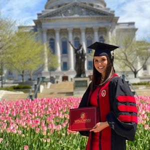 Meet your Posher, Maralena